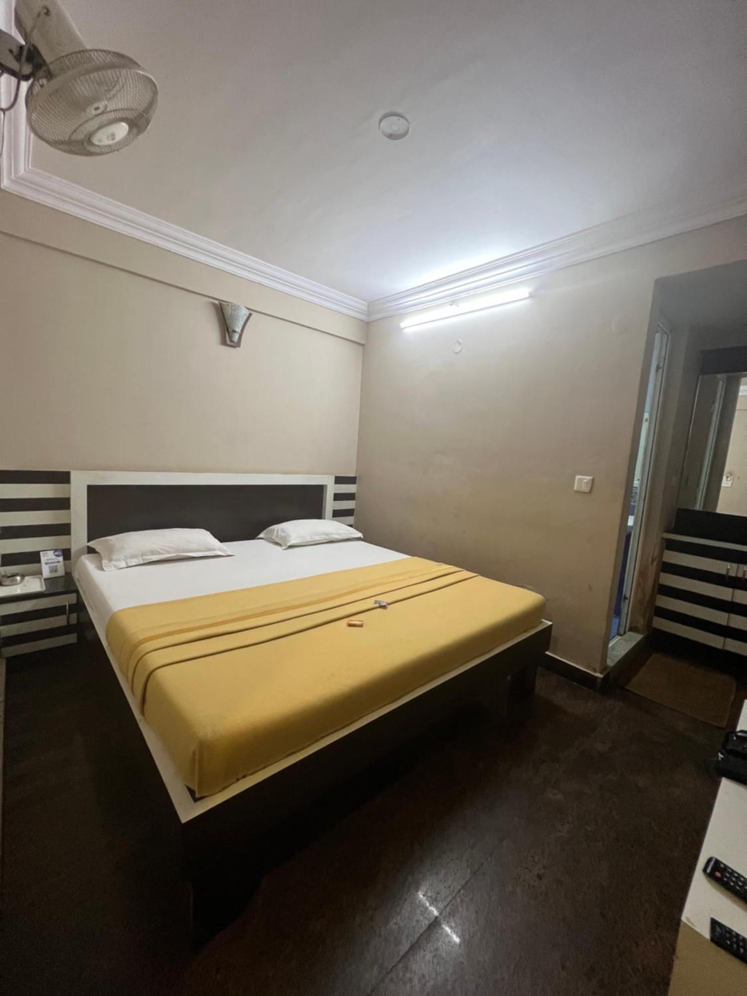 Dreamz Lodge Bangalore Luaran gambar