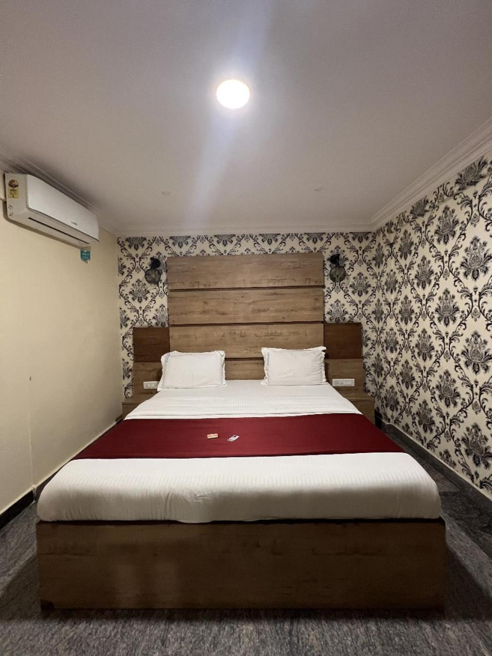 Dreamz Lodge Bangalore Luaran gambar